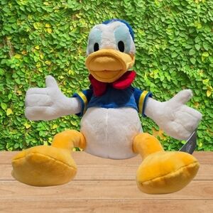 Disney Donald Duck 18" Plush NWT Official Merchandise